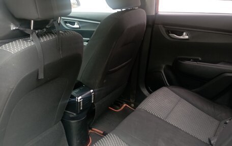 KIA Rio IV, 2017 год, 975 000 рублей, 21 фотография