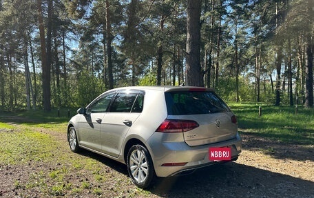 Volkswagen Golf VII, 2017 год, 1 600 000 рублей, 6 фотография