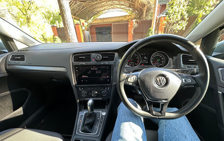 Volkswagen Golf VII, 2017 год, 1 600 000 рублей, 16 фотография