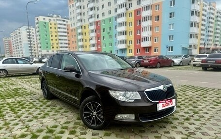 Skoda Superb III рестайлинг, 2013 год, 899 999 рублей, 4 фотография