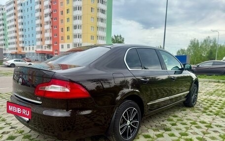 Skoda Superb III рестайлинг, 2013 год, 899 999 рублей, 9 фотография