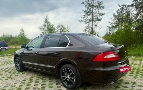 Skoda Superb III рестайлинг, 2013 год, 899 999 рублей, 8 фотография