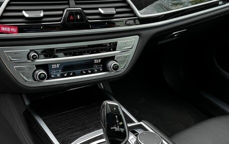 BMW 7 серия, 2019 год, 4 480 000 рублей, 12 фотография