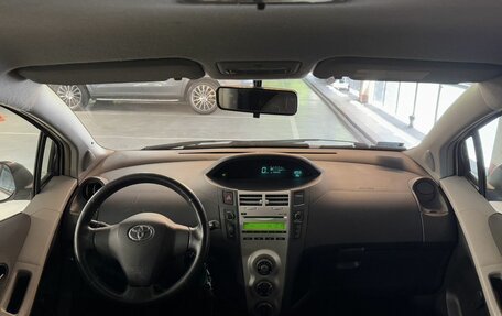 Toyota Yaris III рестайлинг, 2008 год, 490 000 рублей, 16 фотография