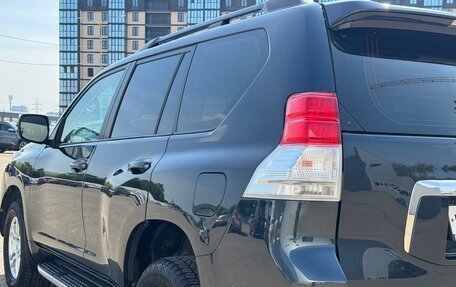 Toyota Land Cruiser Prado 150 рестайлинг 2, 2010 год, 2 490 000 рублей, 11 фотография