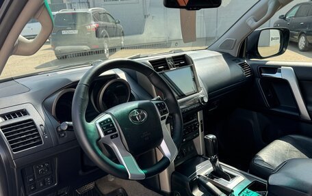 Toyota Land Cruiser Prado 150 рестайлинг 2, 2010 год, 2 490 000 рублей, 23 фотография