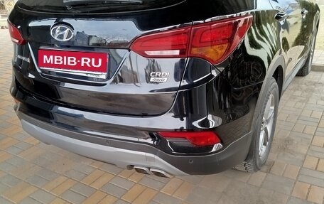 Hyundai Santa Fe III рестайлинг, 2018 год, 2 400 000 рублей, 1 фотография