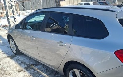 Opel Astra J, 2011 год, 700 000 рублей, 1 фотография