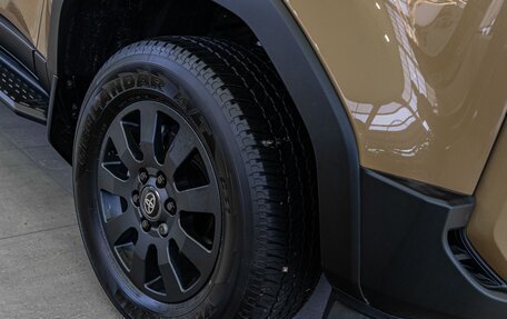 Toyota Land Cruiser Prado, 2024 год, 10 690 000 рублей, 8 фотография