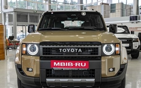 Toyota Land Cruiser Prado, 2024 год, 10 690 000 рублей, 2 фотография
