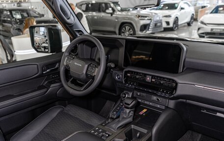 Toyota Land Cruiser Prado, 2024 год, 10 690 000 рублей, 17 фотография