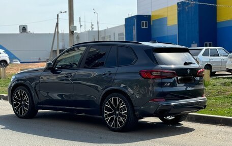BMW X5, 2018 год, 5 750 000 рублей, 2 фотография
