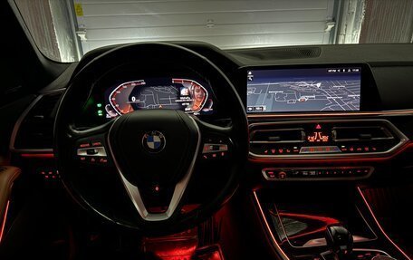 BMW X5, 2018 год, 5 750 000 рублей, 24 фотография