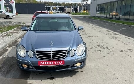 Mercedes-Benz E-Класс, 2006 год, 1 300 000 рублей, 10 фотография