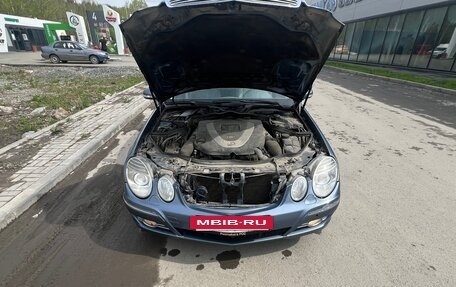 Mercedes-Benz E-Класс, 2006 год, 1 300 000 рублей, 30 фотография