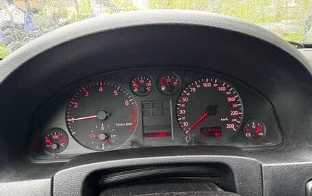 Audi A6, 1999 год, 389 000 рублей, 13 фотография