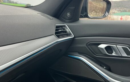 BMW 3 серия, 2020 год, 4 550 000 рублей, 15 фотография