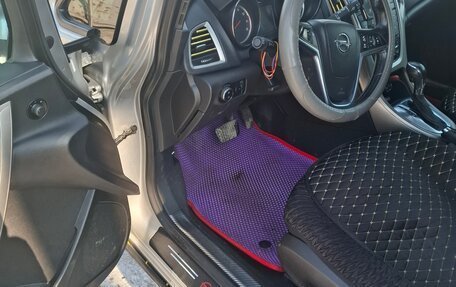 Opel Astra J, 2011 год, 700 000 рублей, 3 фотография