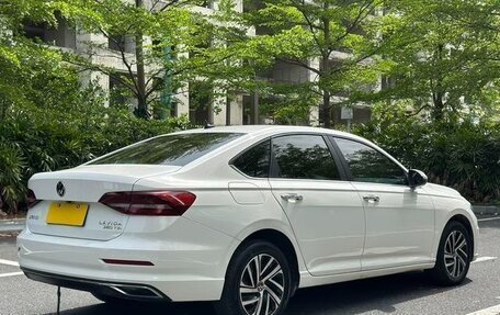 Volkswagen Lavida, 2022 год, 1 450 000 рублей, 2 фотография