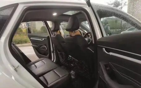 Geely Emgrand, 2022 год, 1 000 000 рублей, 7 фотография