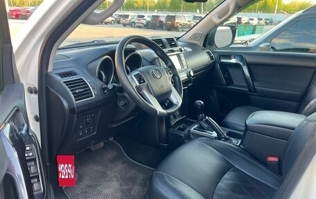 Toyota Land Cruiser Prado 150 рестайлинг 2, 2016 год, 3 255 000 рублей, 5 фотография