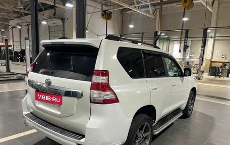 Toyota Land Cruiser Prado 150 рестайлинг 2, 2016 год, 3 255 000 рублей, 3 фотография