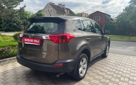 Toyota RAV4, 2013 год, 1 800 000 рублей, 3 фотография