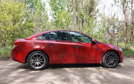 Chevrolet Cruze II, 2010 год, 870 000 рублей, 7 фотография