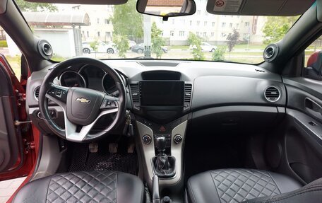 Chevrolet Cruze II, 2010 год, 870 000 рублей, 2 фотография