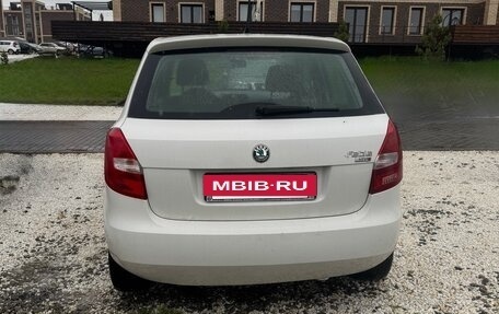 Skoda Fabia II, 2011 год, 485 000 рублей, 3 фотография