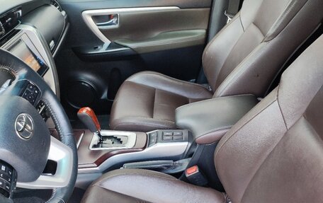 Toyota Fortuner II, 2018 год, 3 690 000 рублей, 8 фотография