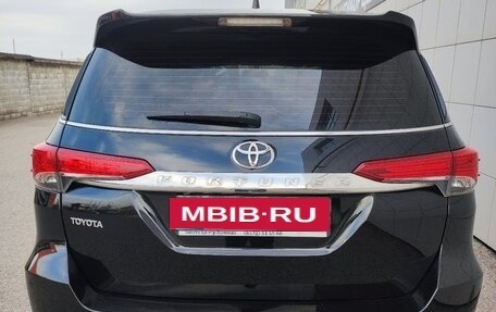 Toyota Fortuner II, 2018 год, 3 690 000 рублей, 4 фотография