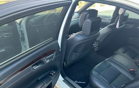 Mercedes-Benz S-Класс, 2011 год, 2 700 000 рублей, 22 фотография