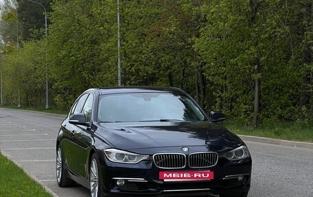 BMW 3 серия, 2012 год, 1 880 000 рублей, 3 фотография