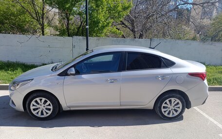 Hyundai Solaris II рестайлинг, 2018 год, 1 150 000 рублей, 9 фотография