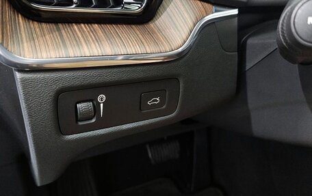 Volvo XC60 II, 2021 год, 3 680 000 рублей, 17 фотография