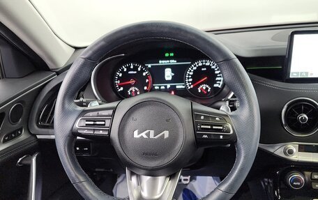 KIA Stinger I, 2022 год, 3 179 131 рублей, 10 фотография