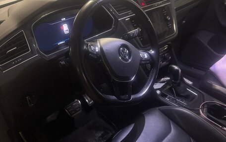 Volkswagen Tiguan II, 2018 год, 3 000 000 рублей, 8 фотография
