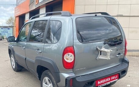 Chevrolet Niva I рестайлинг, 2016 год, 670 000 рублей, 3 фотография