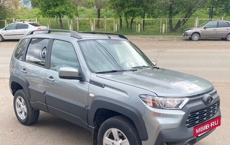 Chevrolet Niva I рестайлинг, 2016 год, 670 000 рублей, 6 фотография