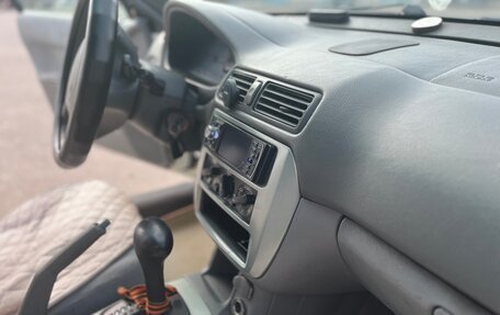 Mitsubishi Galant VIII, 2003 год, 350 000 рублей, 31 фотография