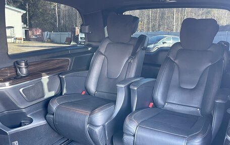 Mercedes-Benz V-Класс, 2019 год, 5 000 000 рублей, 7 фотография
