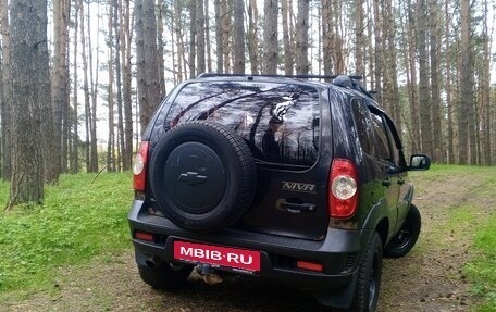 Chevrolet Niva I рестайлинг, 2013 год, 550 000 рублей, 6 фотография