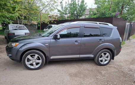 Mitsubishi Outlander III рестайлинг 3, 2008 год, 1 300 000 рублей, 2 фотография