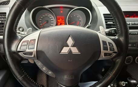 Mitsubishi Outlander III рестайлинг 3, 2008 год, 1 300 000 рублей, 6 фотография