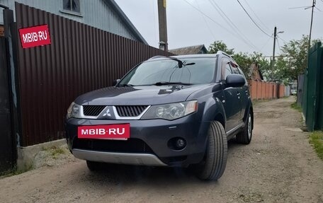 Mitsubishi Outlander III рестайлинг 3, 2008 год, 1 300 000 рублей, 4 фотография