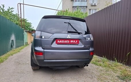 Mitsubishi Outlander III рестайлинг 3, 2008 год, 1 300 000 рублей, 3 фотография