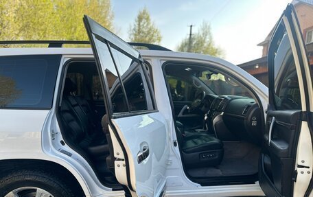 Toyota Land Cruiser 200, 2012 год, 3 350 000 рублей, 3 фотография