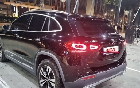 Mercedes-Benz GLA, 2021 год, 3 100 000 рублей, 4 фотография