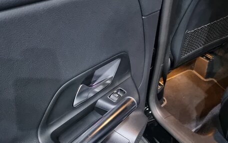 Mercedes-Benz GLA, 2021 год, 3 100 000 рублей, 19 фотография